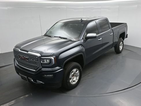 Used 2018 GMC Sierra 1500 Denali image 35