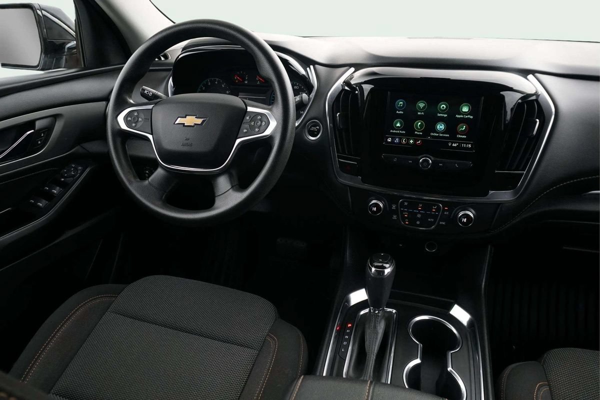 Used 2020 Chevrolet Traverse LS FWD image 25