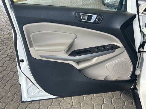 Used 2021 Ford EcoSport Titanium image 35