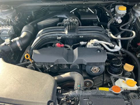 Used 2016 Subaru Legacy 2.5i Limited image 34