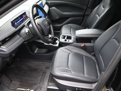 Certified 2025 Ford Mustang Mach-E Premium AWD/4WD image 10