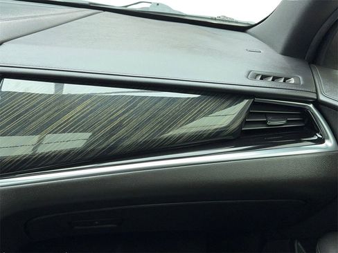 Used 2020 Cadillac XT6 Premium Luxury image 20