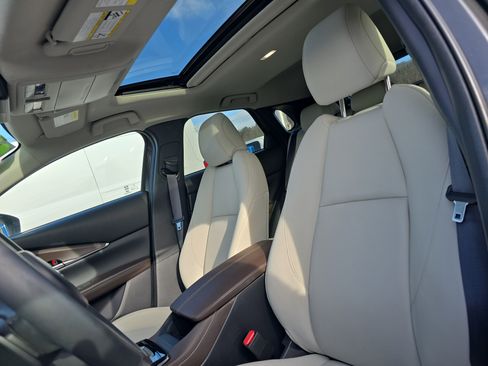 Used 2025 MAZDA CX-30 2.5 Turbo w/ Premium Plus Pkg image 11