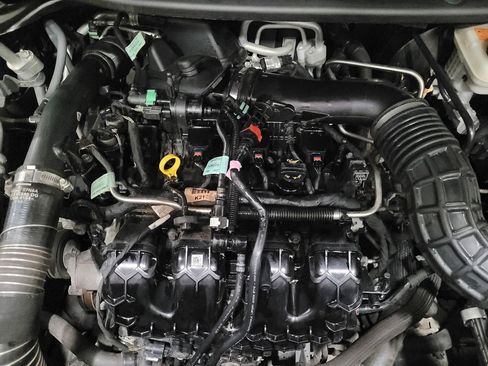 Used 2017 Ford Explorer XLT FWD image 30