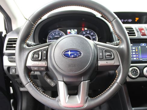 Used 2016 Subaru Crosstrek 2.0i Limited AWD/4WD image 9