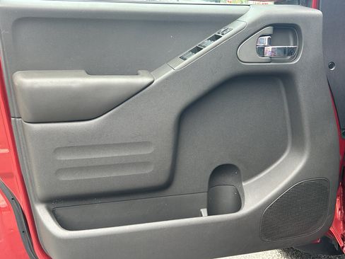 Used 2018 Nissan Frontier PRO-4X image 20