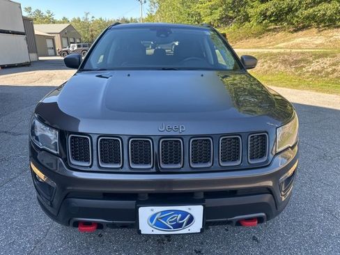 Used 2021 Jeep Compass Trailhawk image 3