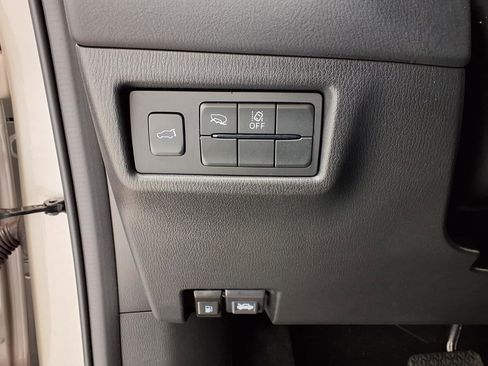 Used 2025 MAZDA CX-5 AWD 2.5 S w/ Preferred Package image 24