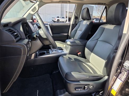 Used 2021 Toyota 4Runner SR5 Premium w/ Moonroof Package image 5