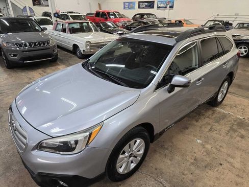 Used 2015 Subaru Outback 2.5i Premium AWD/4WD image 16