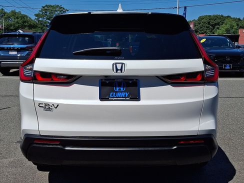Used 2023 Honda CR-V EX image 5