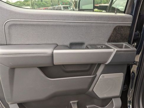 New 2025 Ford F250 Lariat w/ Lariat Ultimate Package image 28