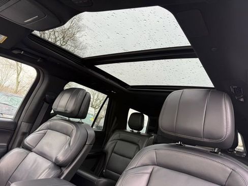 Used 2025 Lincoln Navigator Reserve w/ Jet Appearance Package image 74