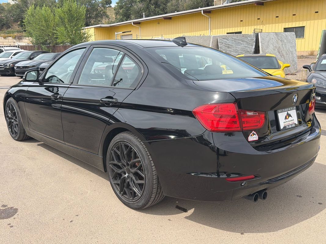 Used 2012 BMW 328i Sedan RWD image 5