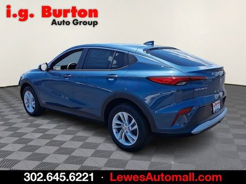 New 2026 Buick Envista Preferred FWD image 3