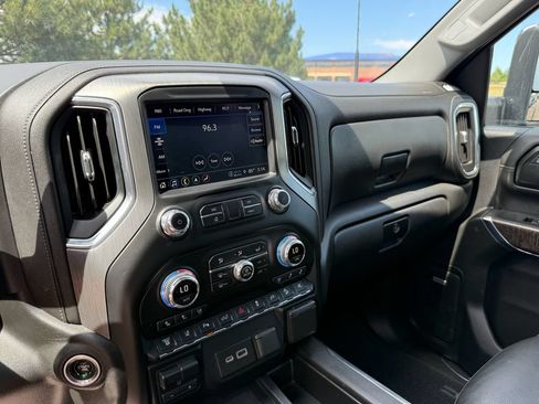 Used 2021 GMC Sierra 3500 Denali w/ Denali Ultimate Package AWD/4WD image 33