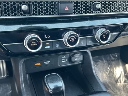 Used 2022 Honda Civic Sport image 26