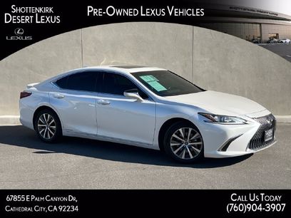 Used 2020 Lexus ES 300h w/ Premium Package