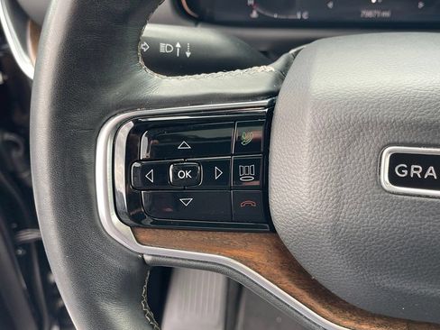Used 2022 Jeep Grand Wagoneer Series I AWD/4WD image 17