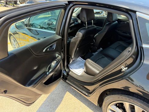 Used 2021 Chevrolet Malibu Premier FWD image 31