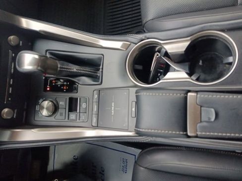 Used 2018 Lexus NX 300 image 19