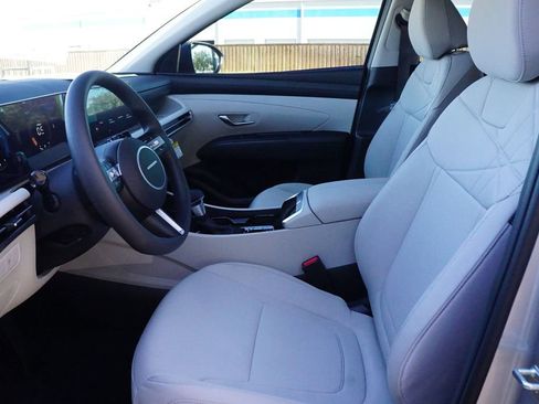New 2026 Hyundai Tucson SE image 19