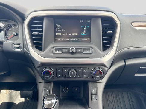 Used 2017 GMC Acadia SLE w/ LPO, Floor Liner Package AWD/4WD image 28