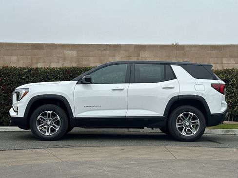 New 2026 GMC Terrain Elevation w/ Technology Package II image 7