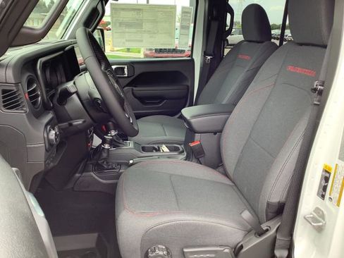New 2026 Jeep Wrangler Unlimited Rubicon image 8