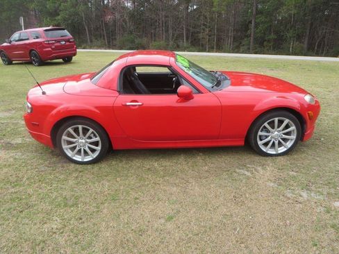 Used 2008 MAZDA MX-5 Miata Grand Touring w/ Premium Pkg image 11
