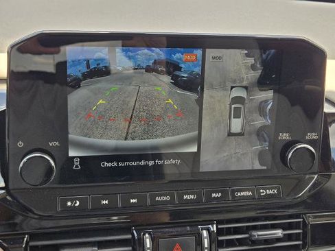 Certified 2022 Nissan Pathfinder Platinum w/ Cargo Package FWD image 25