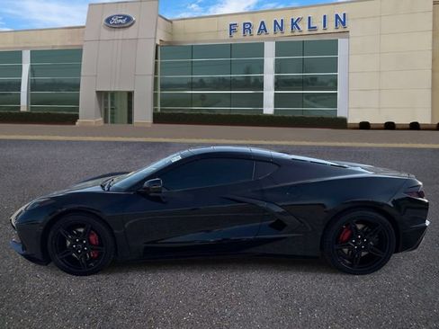 Used 2021 Chevrolet Corvette Stingray Preferred Cpe w/ Engine Appearance Package RWD image 4