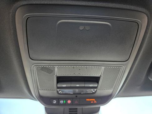 Used 2026 GMC Acadia AT4 w/ Super Cruise Package AWD/4WD image 34