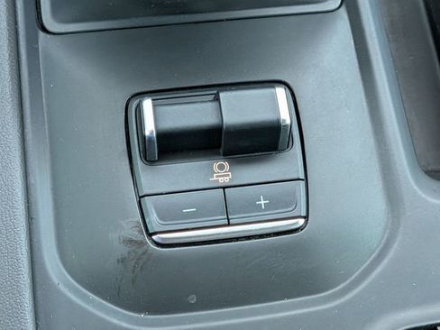 Used 2023 GMC Sierra 1500 Denali w/ Technology Package image 24