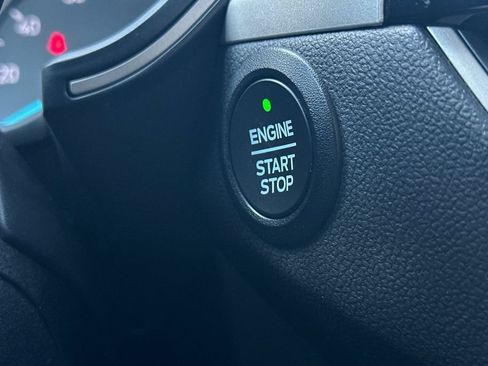 Certified 2022 Ford Escape SE FWD image 25