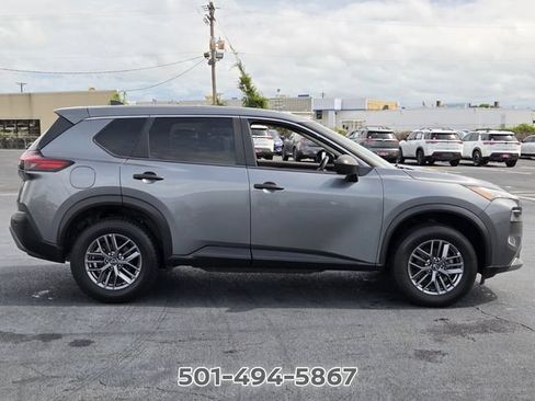 Used 2023 Nissan Rogue S AWD/4WD image 6