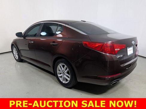 Used 2011 Kia Optima LX w/ Convenience Pkg image 5
