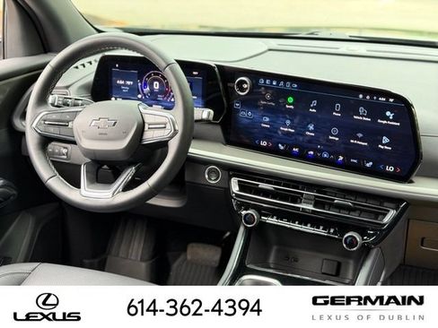 Used 2024 Chevrolet Traverse LT w/ Midnight/Sport Edition AWD/4WD image 18