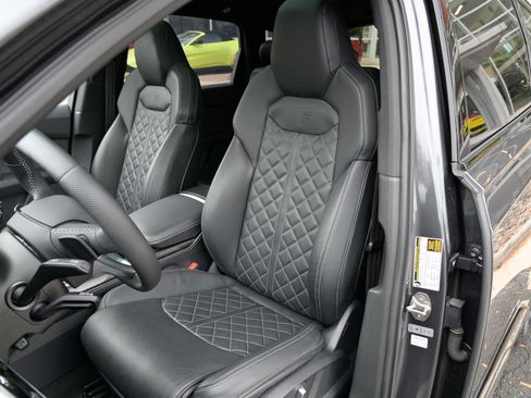 Used 2020 Audi SQ7 Prestige w/ Prestige Package image 21