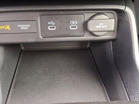 Used 2025 Honda Civic Sport image 25