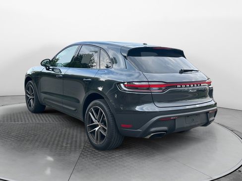 Used 2022 Porsche Macan AWD/4WD image 5
