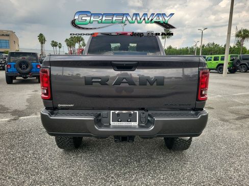 New 2025 RAM 2500 Big Horn AWD/4WD image 4
