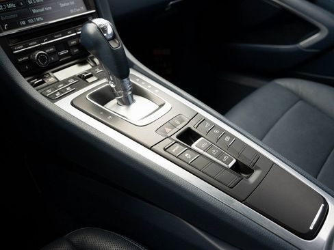 Used 2015 Porsche 911 Carrera image 39