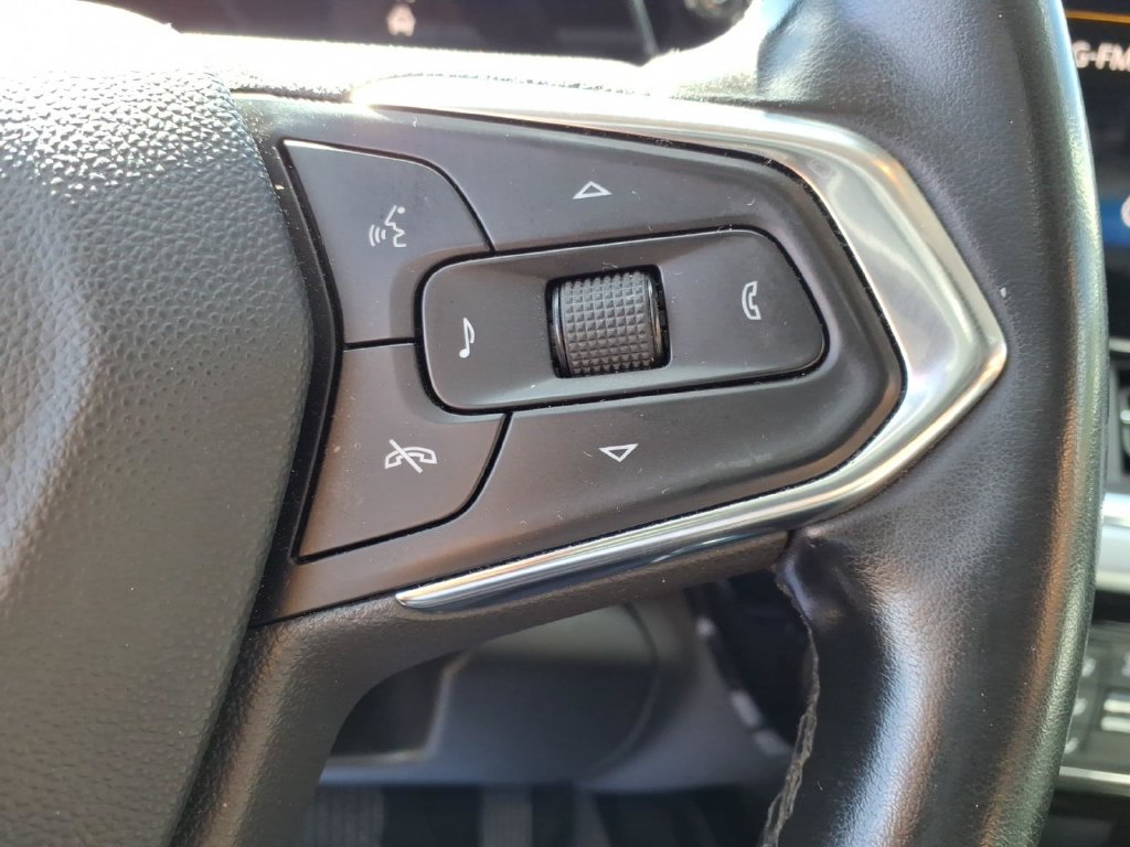 Used 2024 Chevrolet Trax LT w/ Driver Confidence Package FWD image 20