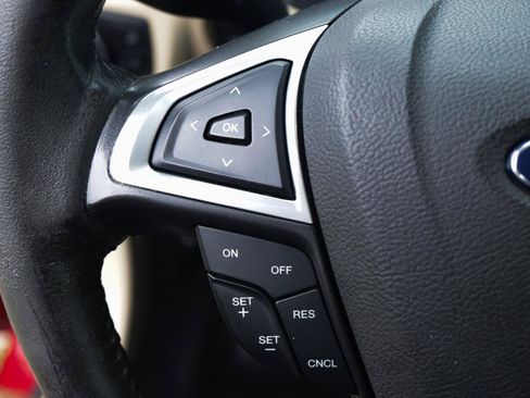 Used 2013 Ford Fusion SE FWD image 26