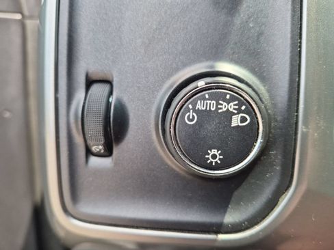 Used 2015 Chevrolet Silverado 1500 LT RWD image 15
