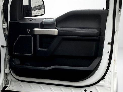 Used 2017 Ford F150 Lariat w/ Equipment Group 502A Luxury image 26