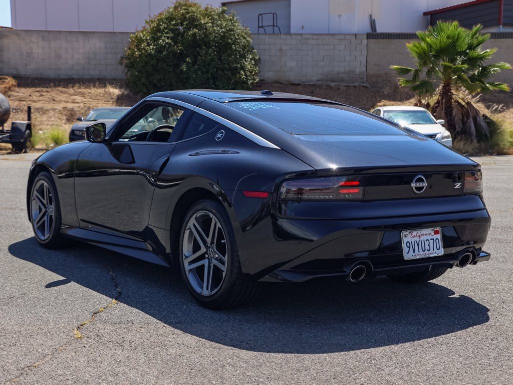 Used 2025 Nissan Z Sport w/ Floor Mat Package RWD image 6