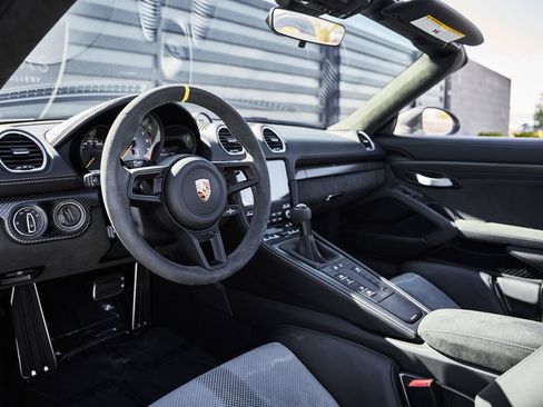 Used 2025 Porsche 718 Boxster Spyder RS RWD image 2
