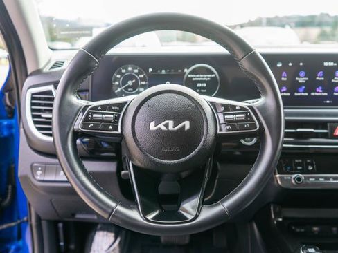 Certified 2024 Kia Seltos S image 14